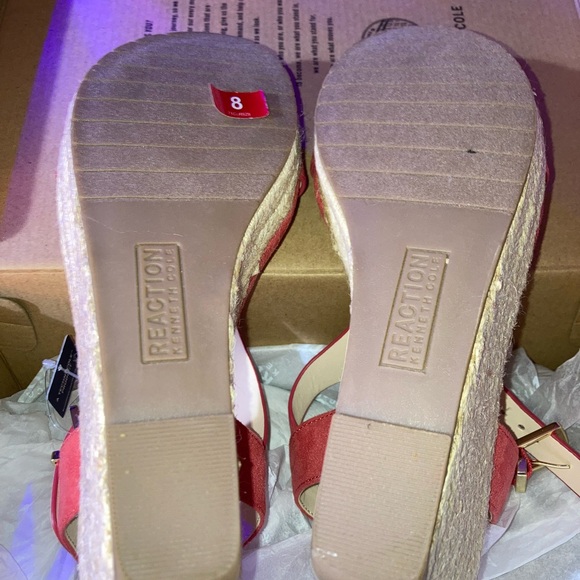 Kenneth Cole NEW IN BOX Reaction Spiced Coral (red-orange) Wedge Sandals - Picture 7 of 13